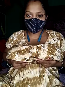 Snapshot of Shiyalsen chatting on 11-23-25, 12:54 Shiyalsen online show from 11-23-25, 12:54