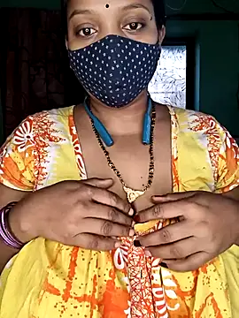 Snapshot of Shiyalsen chatting on 11-25-25, 12:54 Shiyalsen online show from 11-25-25, 12:54