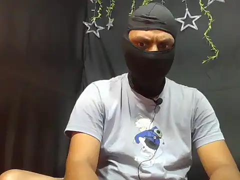 Snapshot of Indianbull109 chatting on 11-20-25, 06:40 Indianbull109 online show from 11-20-25, 06:40