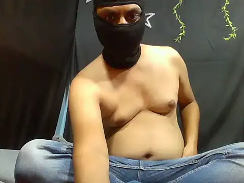 Snapshot of Indianbull109 chatting on 12-14-25, 06:23 Indianbull109 online show from 12-14-25, 06:23