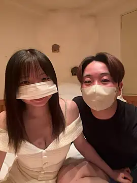 Snapshot of CoYu-528 chatting on 11-08-25, 11:43 CoYu-528 online show from 11-08-25, 11:43