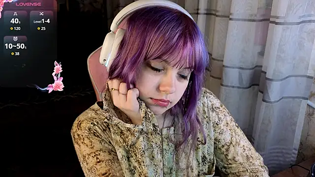 KristiBloom online show from 04-19-26, 10:34