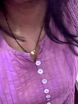 bindiyarani01 online show from 10-14-25, 01:01