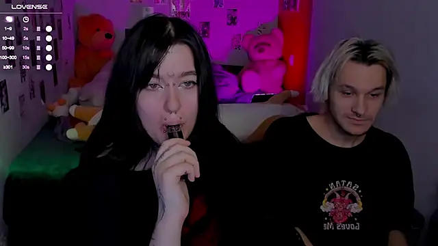 Snapshot of g4tito chatting on 11-28-25, 05:21 g4tito online show from 11-28-25, 05:21