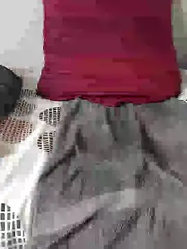 Snapshot of WildnWetMilfX36 chatting on 05-02-26, 05:56 WildnWetMilfX36 online show from 05-02-26, 05:56