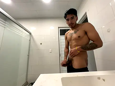 Snapshot of giooo5828 chatting on 11-03-25, 07:31 giooo5828 online show from 11-03-25, 07:31