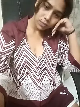 Snapshot of kudi_sexy chatting on 10-08-25, 02:47 kudi sexy online show from 10-08-25, 02:47