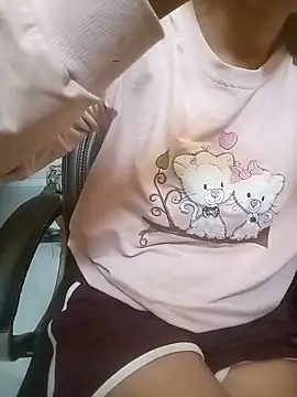 Snapshot of kudi_sexy chatting on 10-10-25, 07:18 kudi sexy online show from 10-10-25, 07:18