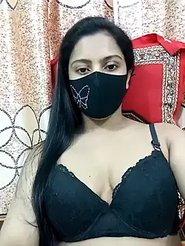 Snapshot of daisy-03 chatting on 10-13-25, 04:29 daisy-03 online show from 10-13-25, 04:29
