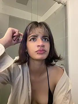 sukulaurens online show from 10-21-25, 01:28