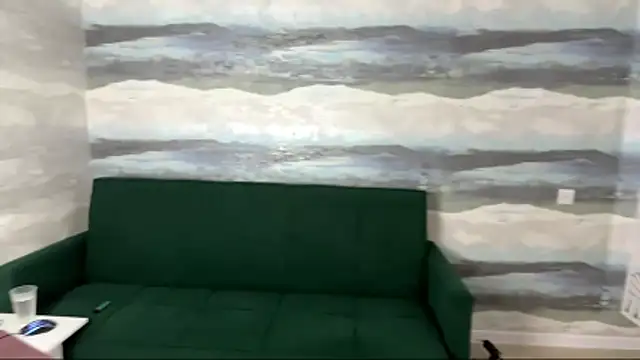 SunnySprinkle online show from 10-22-25, 11:43