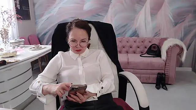 Snapshot of Arisa5000 chatting on 02-07-25, 10:50 Arisa5000 online show from 02-07-25, 10:50