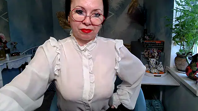 Snapshot of Arisa5000 chatting on 10-23-25, 05:29 Arisa5000 online show from 10-23-25, 05:29