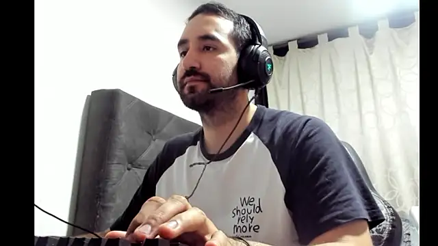 coolfriki online show from 03-10-26, 06:18