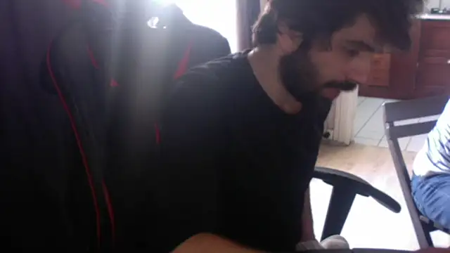 Liroow online show from 04-22-26, 05:47