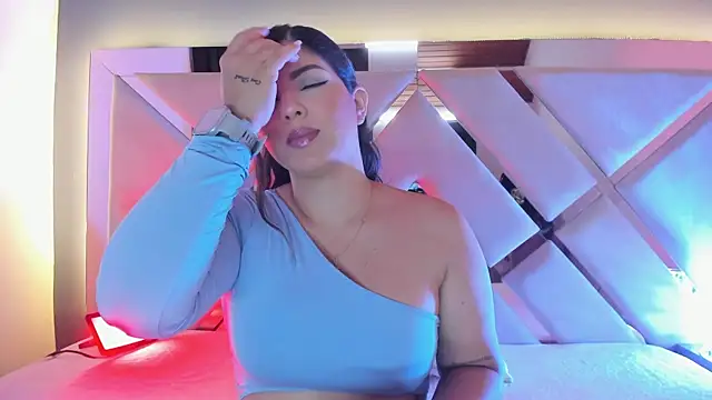 Alexa Jhomson online show from 10-23-25, 07:56