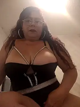 Kamila70 online show from 11-26-25, 04:02