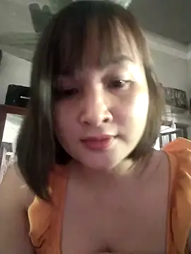 Snapshot of Jeassi-sica chatting on 11-12-25, 04:46 Jeassi-sica online show from 11-12-25, 04:46