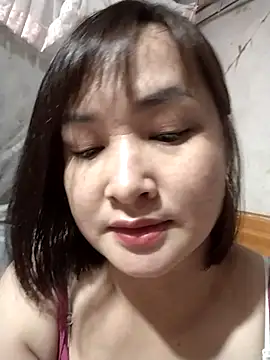 Snapshot of Jeassi-sica chatting on 11-23-25, 10:42 Jeassi-sica online show from 11-23-25, 10:42