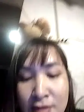 Snapshot of Jeassi-sica chatting on 11-24-25, 11:10 Jeassi-sica online show from 11-24-25, 11:10