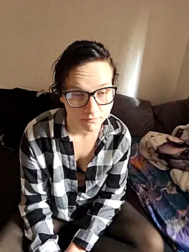 Lenalove02 online show from 10-29-25, 11:45