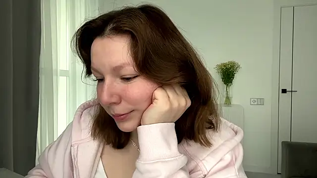 TamekiaSamii online show from 11-19-25, 07:08