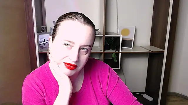 HelenFl online show from 12-15-25, 08:07