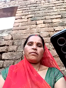 Snapshot of Nm_sanjna chatting on 10-06-25, 03:42 Nm sanjna online show from 10-06-25, 03:42