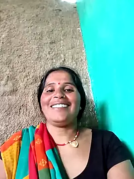 Snapshot of Nm_sanjna chatting on 10-13-25, 09:09 Nm sanjna online show from 10-13-25, 09:09