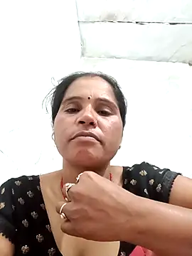 Snapshot of Nm_sanjna chatting on 11-04-25, 10:53 Nm sanjna online show from 11-04-25, 10:53