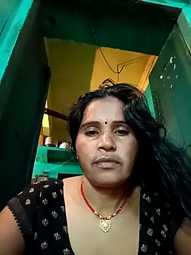 Snapshot of Nm_sanjna chatting on 11-07-25, 03:17 Nm sanjna online show from 11-07-25, 03:17