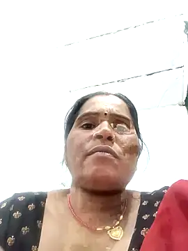 Snapshot of Nm_sanjna chatting on 11-07-25, 03:56 Nm sanjna online show from 11-07-25, 03:56