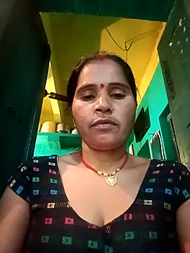 Snapshot of Nm_sanjna chatting on 11-08-25, 05:29 Nm sanjna online show from 11-08-25, 05:29