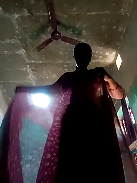 Snapshot of Nm_sanjna chatting on 11-10-25, 06:56 Nm sanjna online show from 11-10-25, 06:56