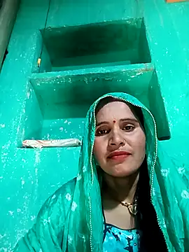 Snapshot of Nm_sanjna chatting on 11-18-25, 07:13 Nm sanjna online show from 11-18-25, 07:13