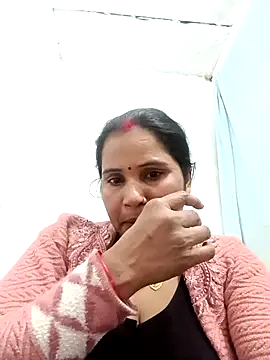 Snapshot of Nm_sanjna chatting on 12-13-25, 07:53 Nm sanjna online show from 12-13-25, 07:53