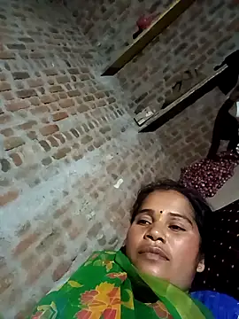 Snapshot of Nm_sanjna chatting on 05-08-26, 11:10 Nm sanjna online show from 05-08-26, 11:10