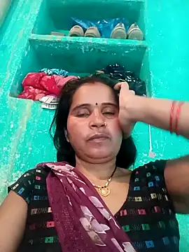 Snapshot of Nm_sanjna chatting on 05-10-26, 03:44 Nm sanjna online show from 05-10-26, 03:44