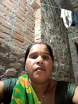 Snapshot of Nm_sanjna chatting on 05-11-26, 04:04 Nm sanjna online show from 05-11-26, 04:04