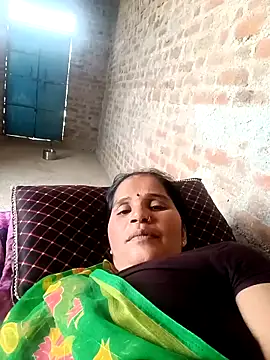 Snapshot of Nm_sanjna chatting on 06-09-26, 03:40 Nm sanjna online show from 06-09-26, 03:40