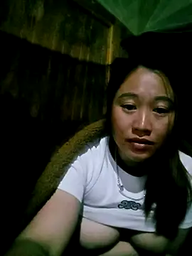 Snapshot of Ducky27021991 chatting on 12-19-25, 01:29 Ducky27021991 online show from 12-19-25, 01:29