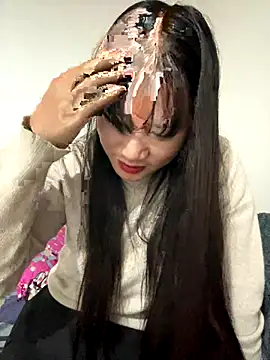 TrangNemo online show from 11-20-25, 11:26