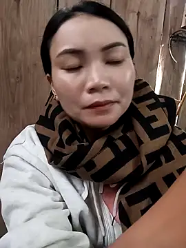 kun-love online show from 11-14-25, 02:32