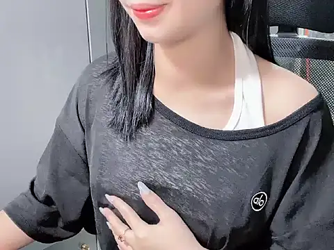 Hellen039 online show from 10-15-25, 03:06