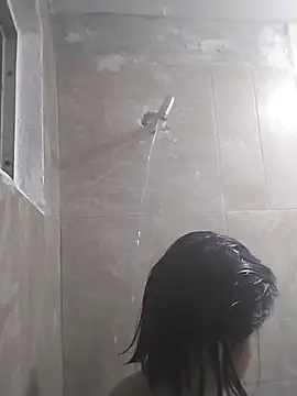 Lollysmile26 online show from 12-20-25, 01:23