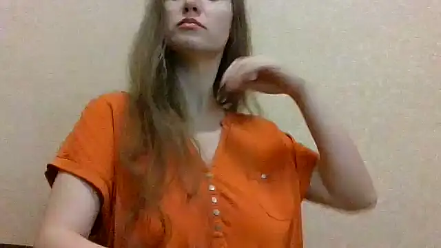 Snapshot of Lynirina chatting on 02-03-26, 01:04 Lynirina online show from 02-03-26, 01:04