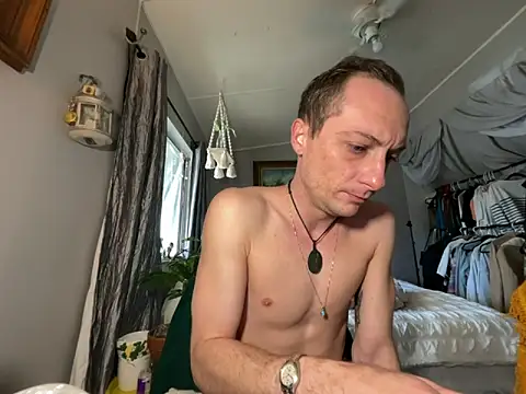 Snapshot of Dubbsssss chatting on 12-21-25, 08:49 Dubbsssss online show from 12-21-25, 08:49