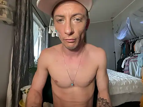 Snapshot of Dubbsssss chatting on 12-22-25, 09:45 Dubbsssss online show from 12-22-25, 09:45