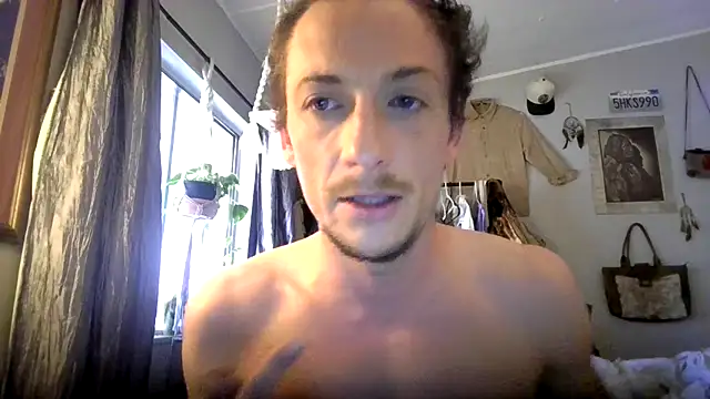 Snapshot of Dubbsssss chatting on 03-10-26, 11:43 Dubbsssss online show from 03-10-26, 11:43