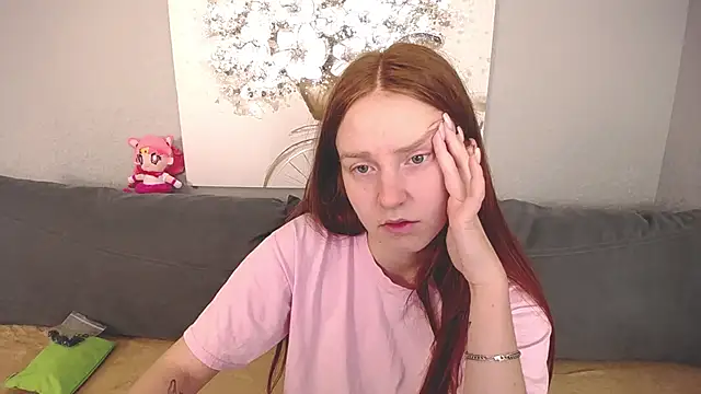 Evarey  online show from 10-20-25, 04:46